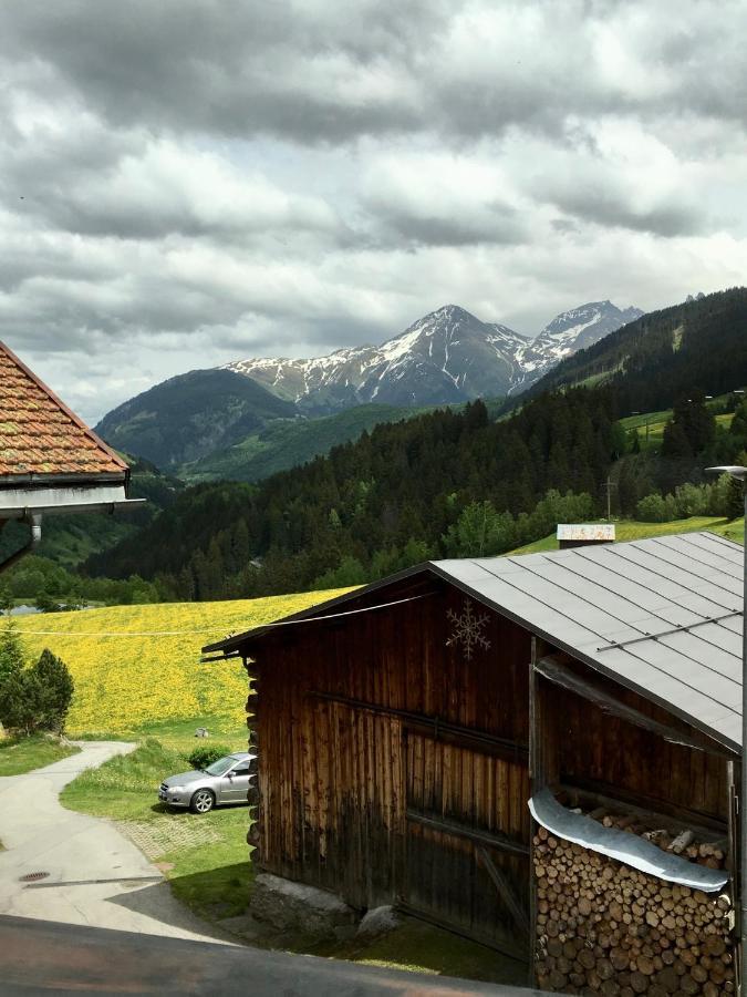 Casa Nacla Sedrun/Surrein Lägenhet Exteriör bild