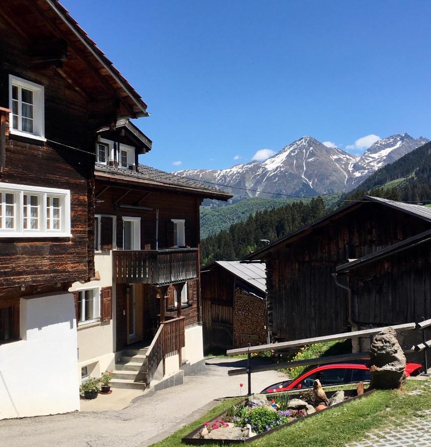 Casa Nacla Sedrun/Surrein Lägenhet Exteriör bild